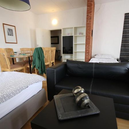 Moderne Studio Apartments Und 120Qm Wohnungen In Oberhausen, Ideal Fuer Geschaeftsreisende Und Monteure Oberhausen  Extérieur photo