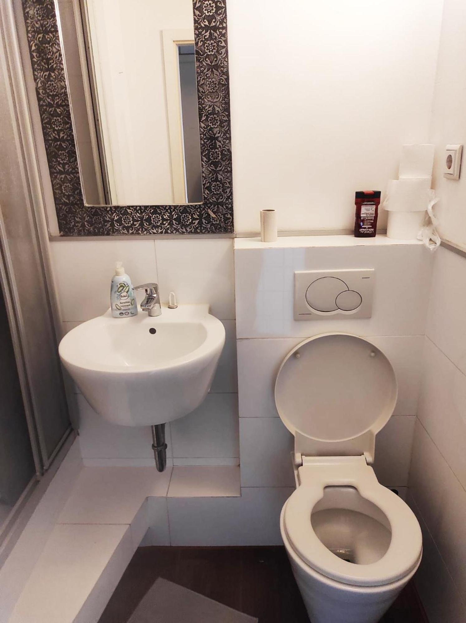 Moderne Studio Apartments Und 120Qm Wohnungen In Oberhausen, Ideal Fuer Geschaeftsreisende Und Monteure Oberhausen  Extérieur photo