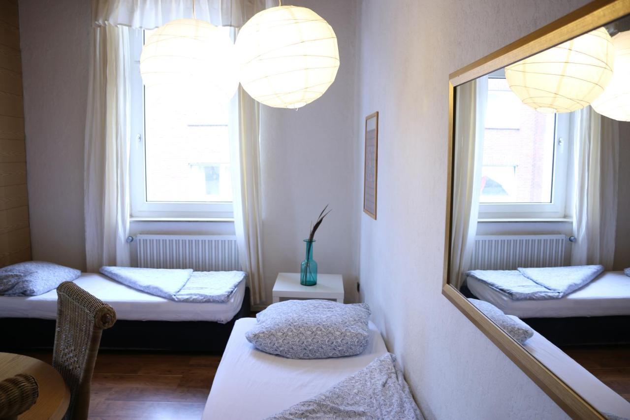 Moderne Studio Apartments Und 120Qm Wohnungen In Oberhausen, Ideal Fuer Geschaeftsreisende Und Monteure Oberhausen  Extérieur photo