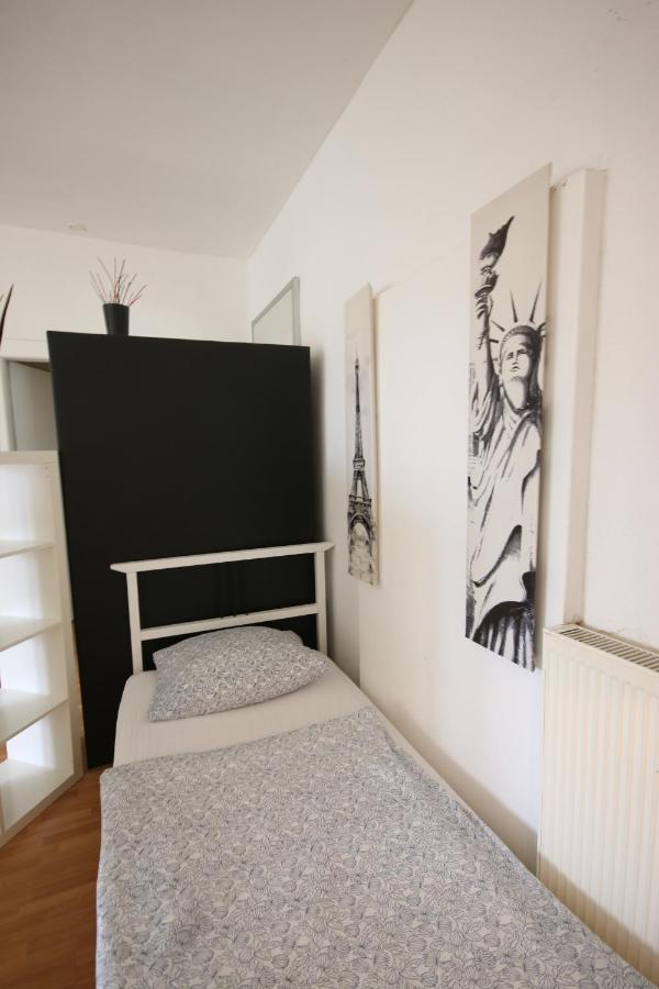 Moderne Studio Apartments Und 120Qm Wohnungen In Oberhausen, Ideal Fuer Geschaeftsreisende Und Monteure Oberhausen  Extérieur photo