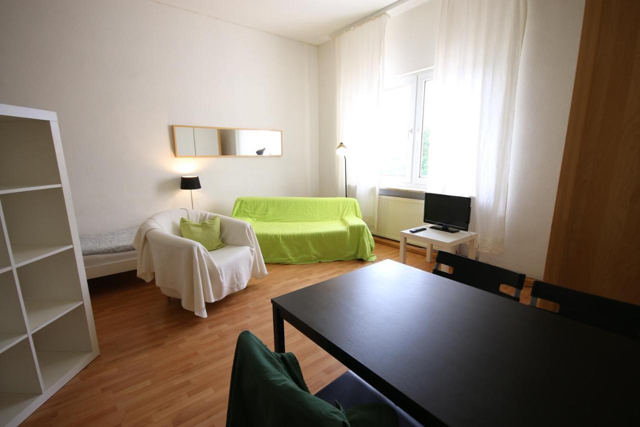 Moderne Studio Apartments Und 120Qm Wohnungen In Oberhausen, Ideal Fuer Geschaeftsreisende Und Monteure Oberhausen  Extérieur photo