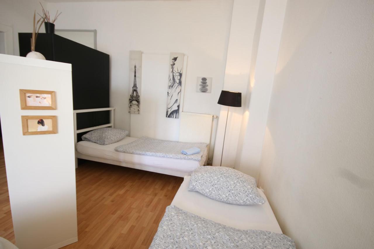 Moderne Studio Apartments Und 120Qm Wohnungen In Oberhausen, Ideal Fuer Geschaeftsreisende Und Monteure Oberhausen  Extérieur photo