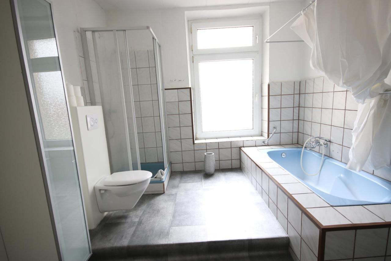 Moderne Studio Apartments Und 120Qm Wohnungen In Oberhausen, Ideal Fuer Geschaeftsreisende Und Monteure Oberhausen  Extérieur photo