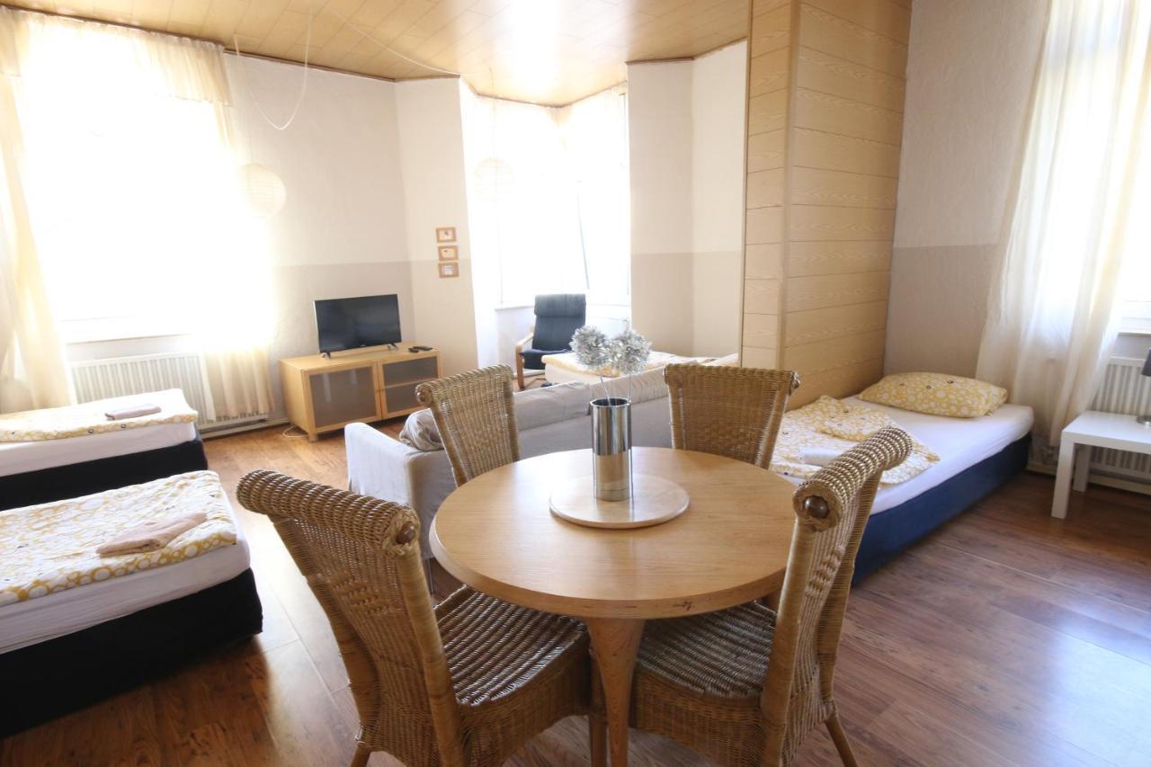 Moderne Studio Apartments Und 120Qm Wohnungen In Oberhausen, Ideal Fuer Geschaeftsreisende Und Monteure Oberhausen  Extérieur photo