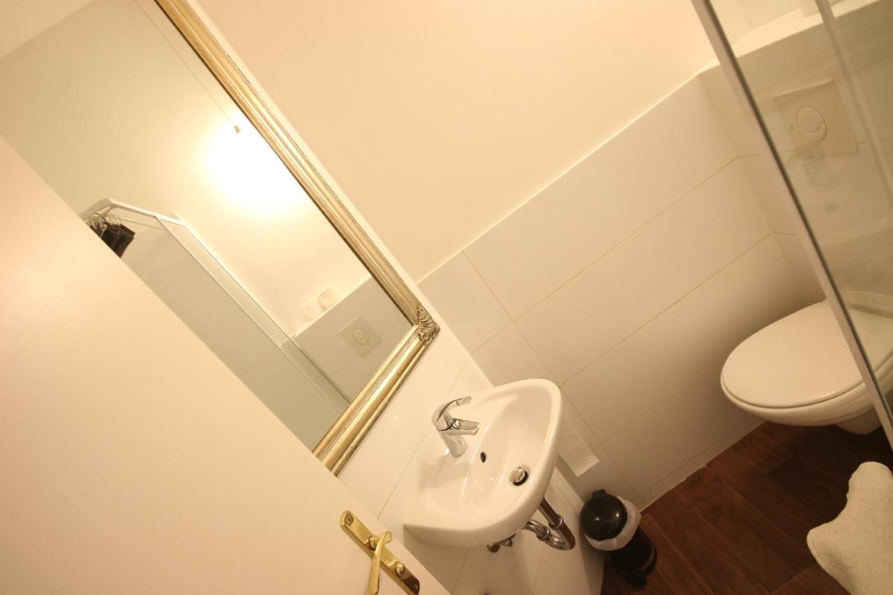 Moderne Studio Apartments Und 120Qm Wohnungen In Oberhausen, Ideal Fuer Geschaeftsreisende Und Monteure Oberhausen  Extérieur photo
