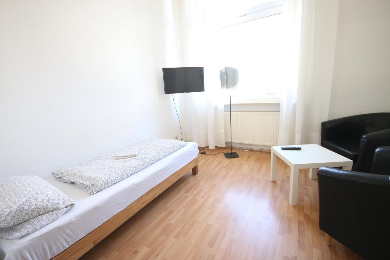 Moderne Studio Apartments Und 120Qm Wohnungen In Oberhausen, Ideal Fuer Geschaeftsreisende Und Monteure Oberhausen  Extérieur photo