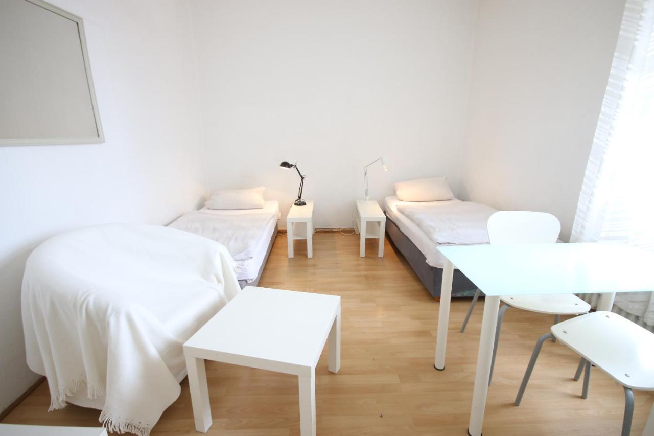 Moderne Studio Apartments Und 120Qm Wohnungen In Oberhausen, Ideal Fuer Geschaeftsreisende Und Monteure Oberhausen  Extérieur photo