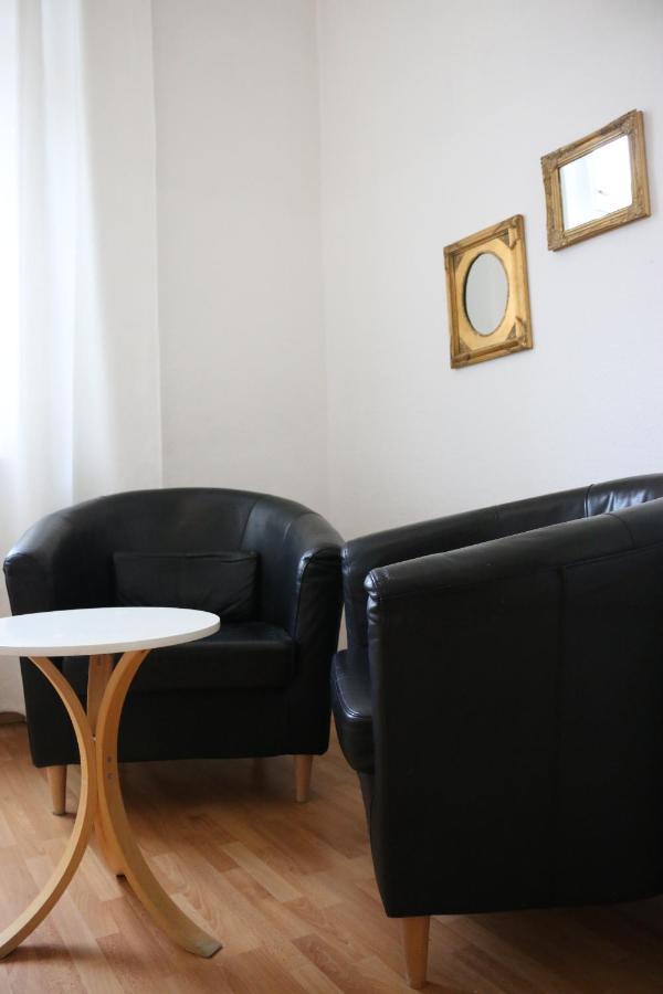 Moderne Studio Apartments Und 120Qm Wohnungen In Oberhausen, Ideal Fuer Geschaeftsreisende Und Monteure Oberhausen  Extérieur photo